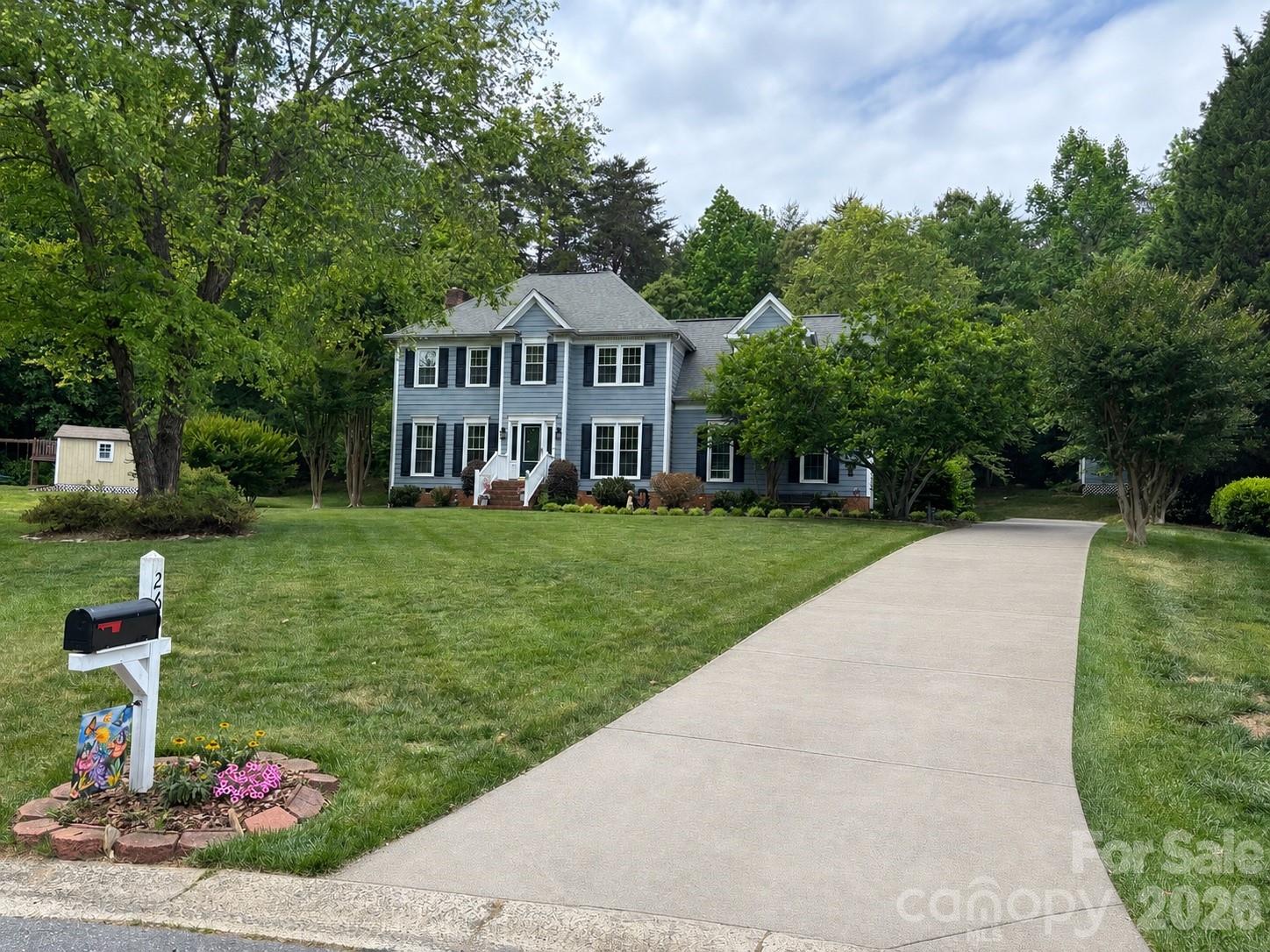 269 Charter Oak Court, Mooresville, NC. property listing photo