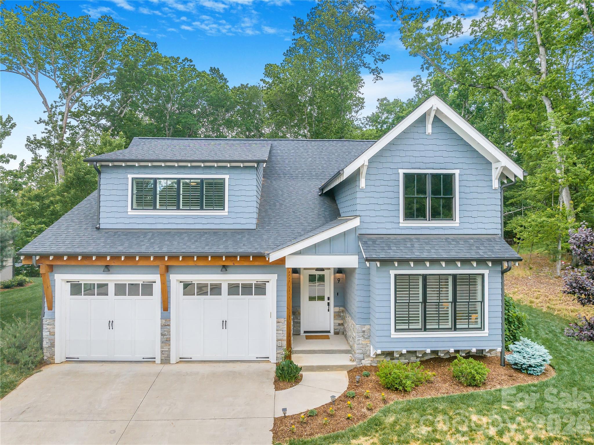 9 Ashe Park Circle, Asheville, NC. property listing photo