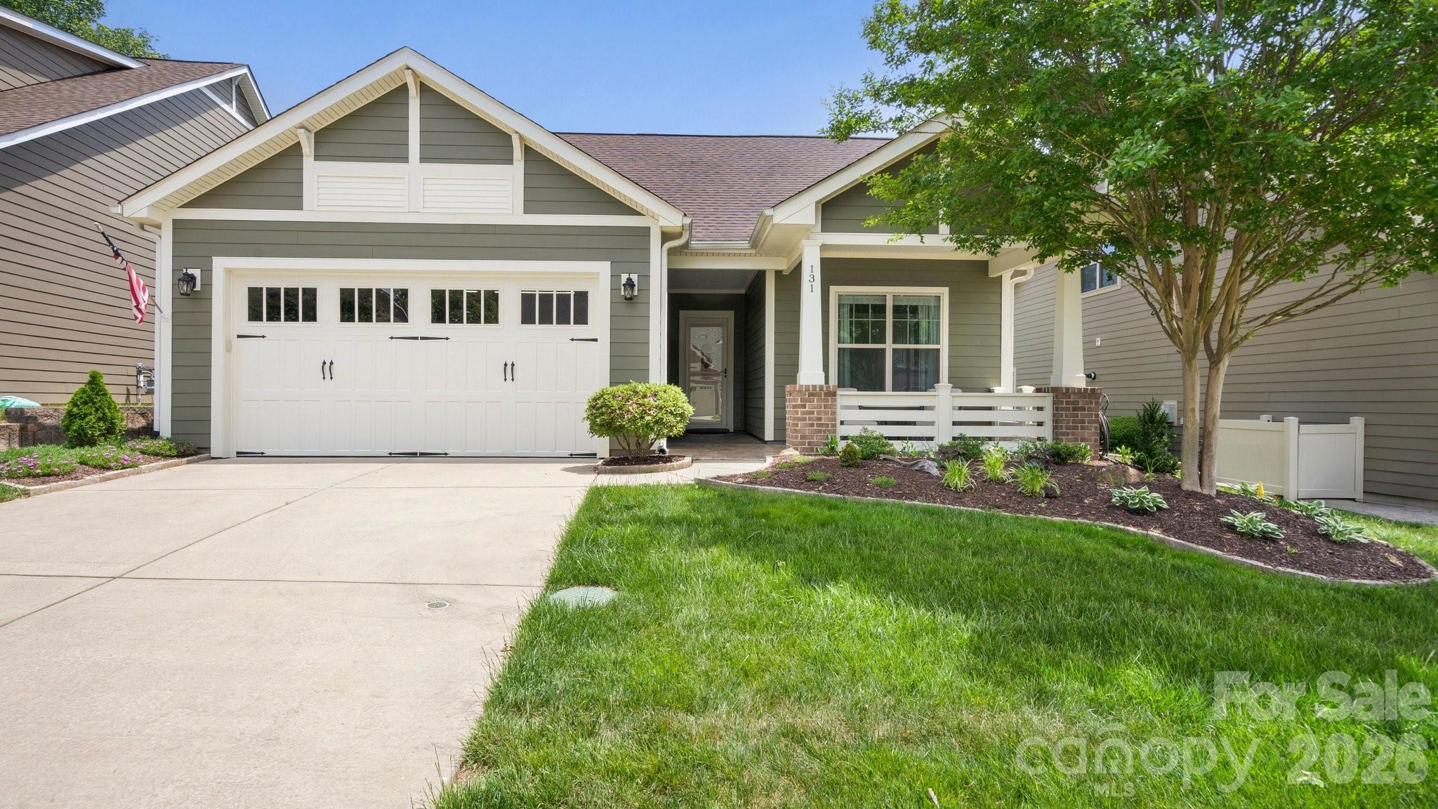 131 Chimney Rock, Denver, NC — property listing photo 1
