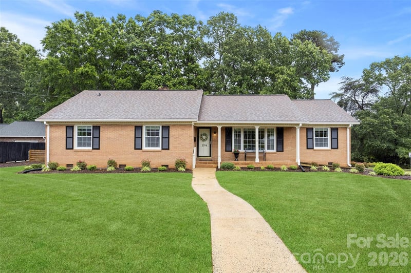 1254 Churchill, Gastonia, NC - 3 beds, 2 baths, 1,710 sqft - $345,000