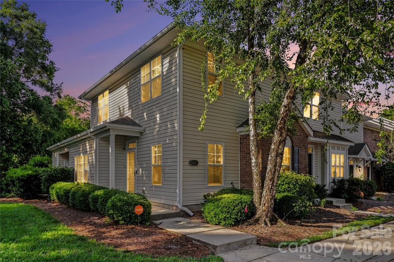 11431 Savannah Creek Drive, Charlotte, NC - 3 beds, 2.5 baths, 1,425 sqft - $271,500