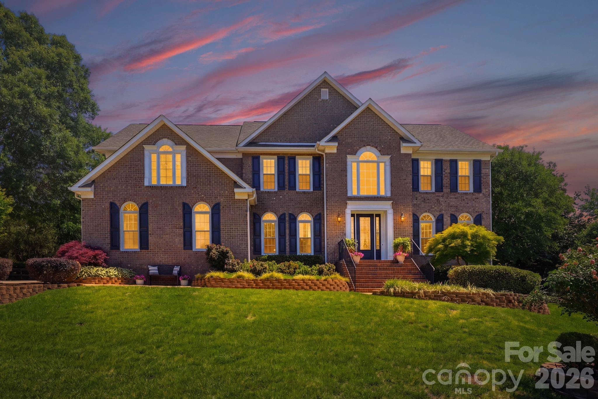 8901 Whipps Cross, Waxhaw, NC — property listing photo 1