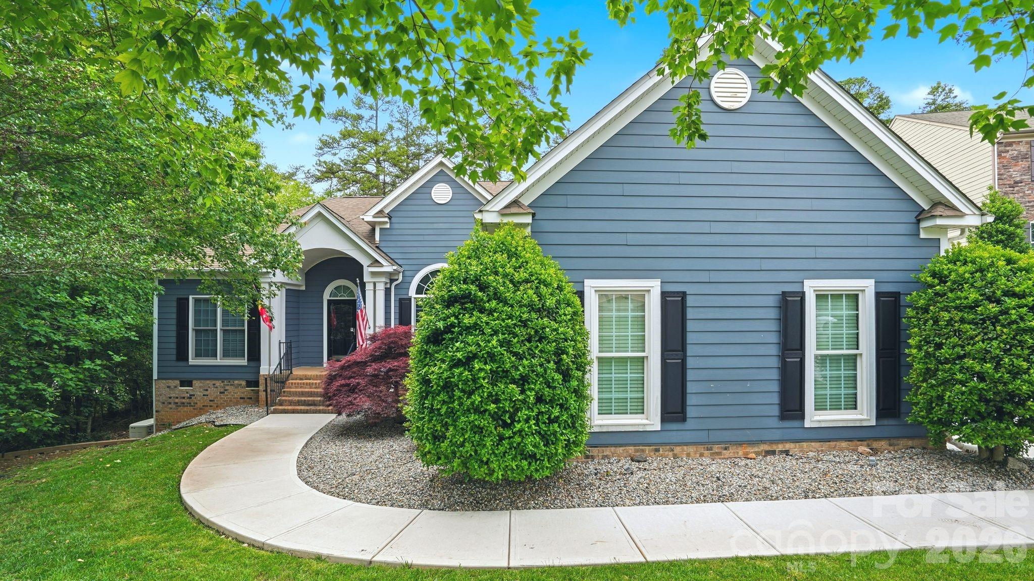 4089 Harmattan, Denver, NC — property listing photo 1