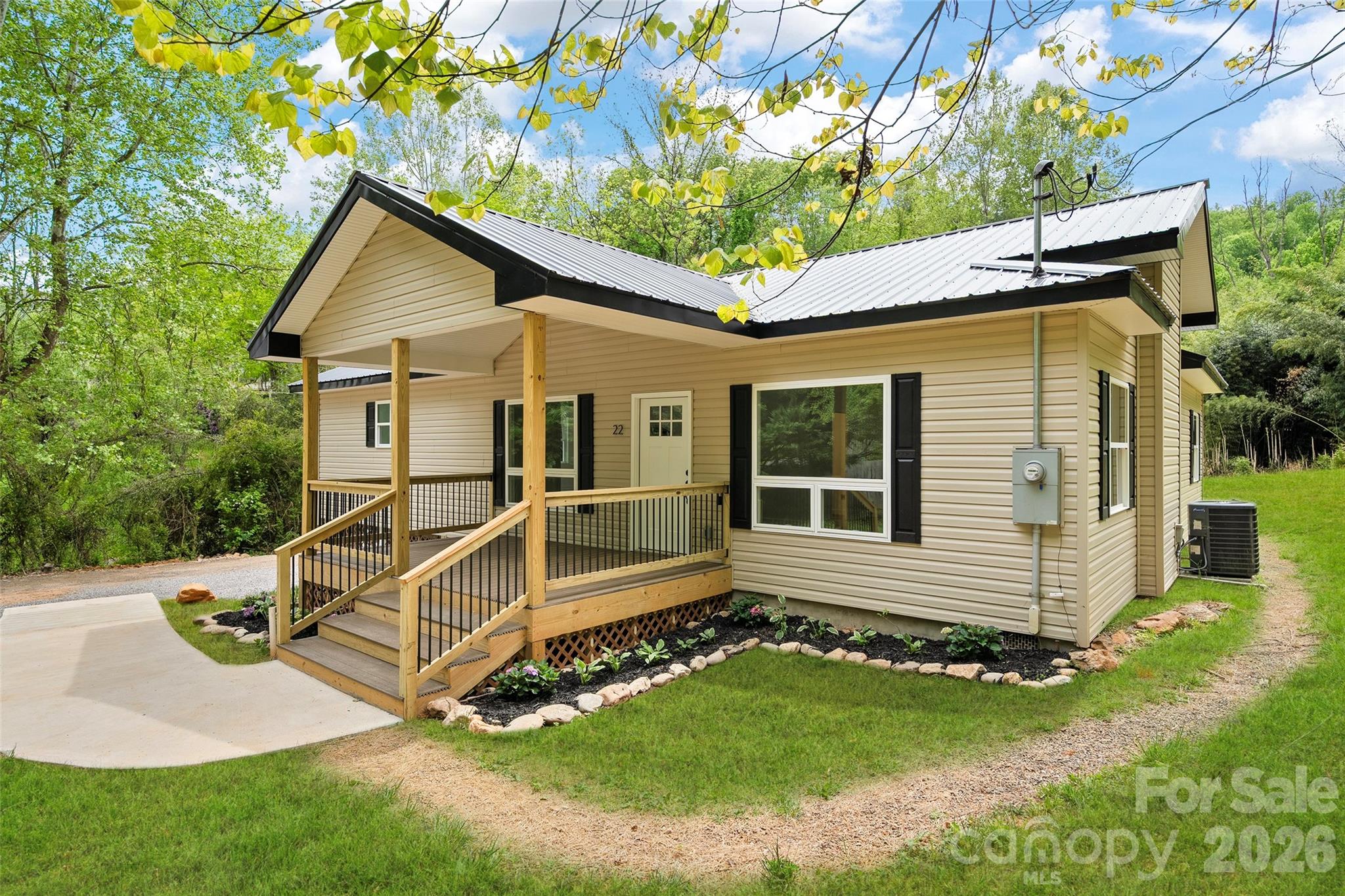 22 Ilyas Way, Waynesville, NC. property listing photo