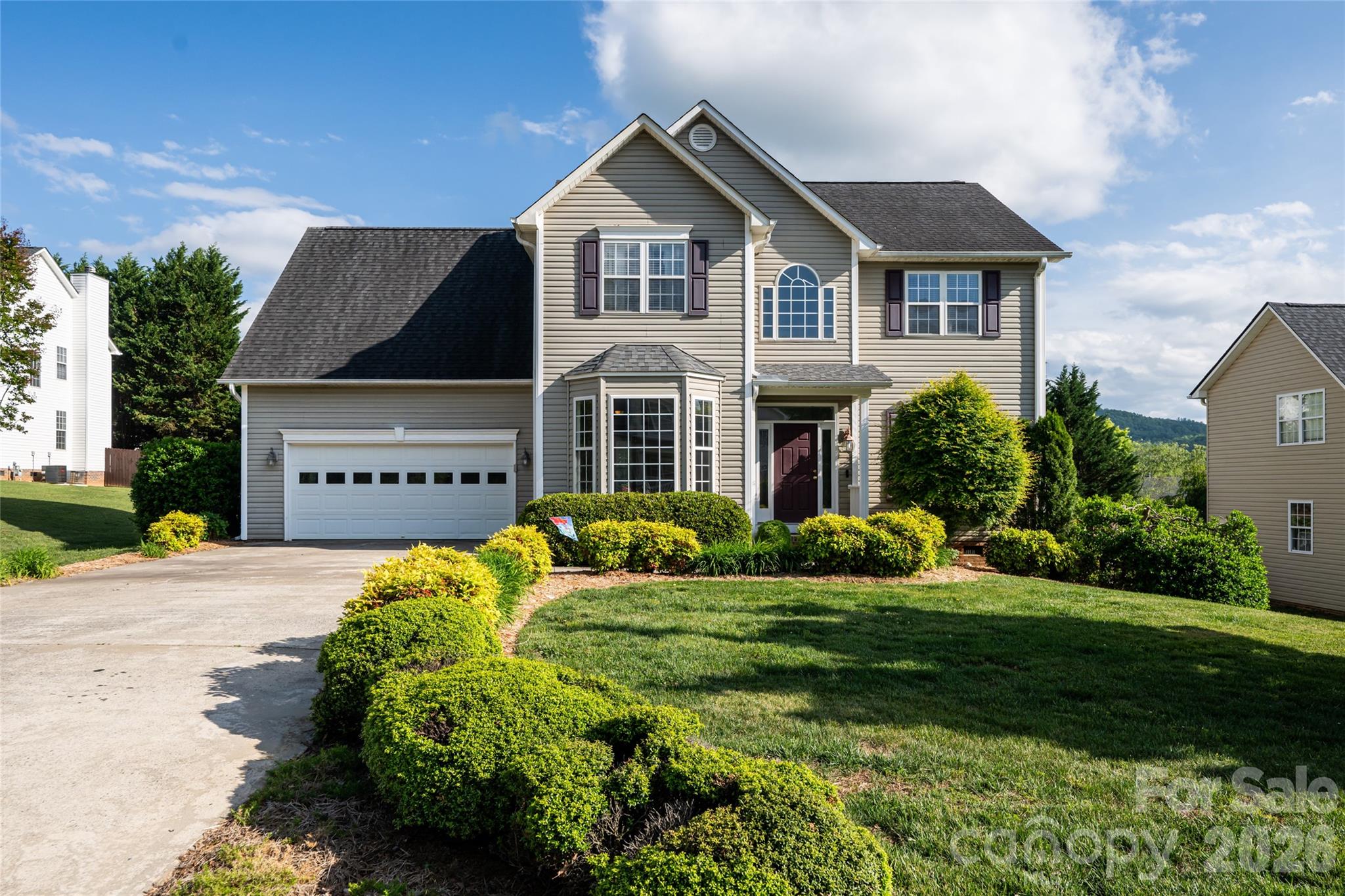 48 Brownstone Court, Fletcher, NC — property listing photo