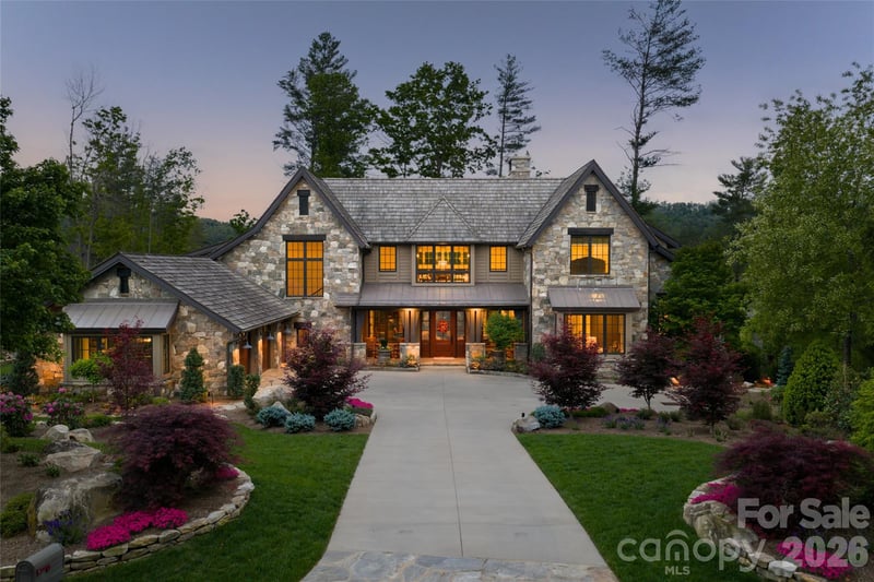 18 Fairsted Drive, Asheville, NC - 4 beds, 5.5 baths, 5,275 sqft - $4,950,000