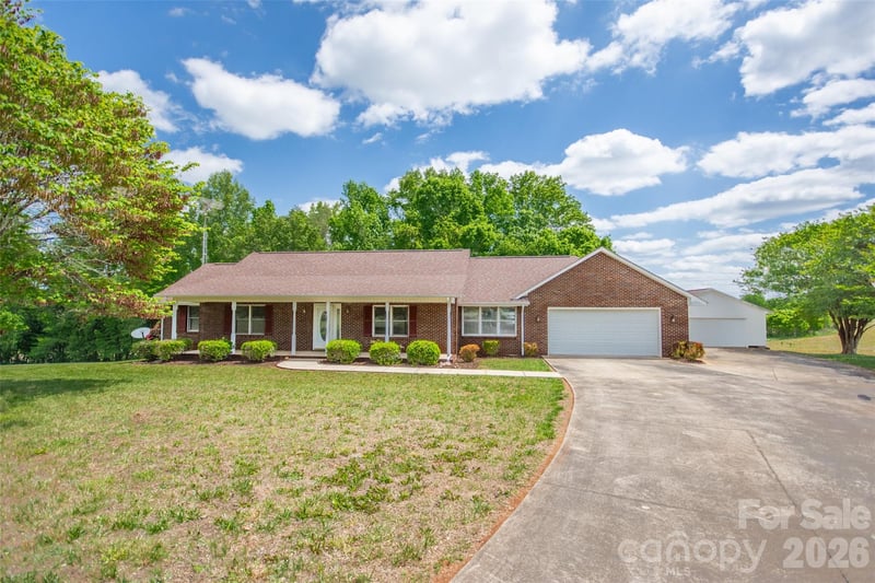 350 Josey Road, Statesville, NC - 3 beds, 2 baths, 1,814 sqft - $395,000