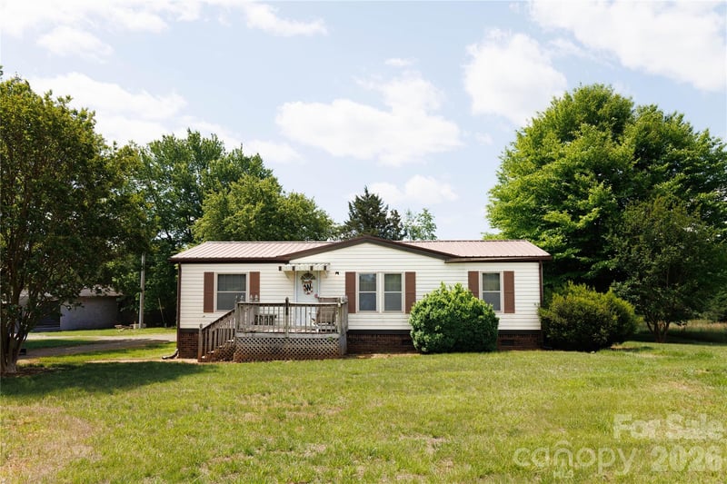 318 Tuckers Grove Road, Statesville, NC - 3 beds, 2 baths, 920 sqft - $159,900