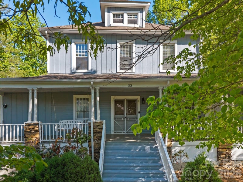 33 Vance Avenue, Black Mountain, NC - 5 beds, 2,316 sqft - $975,000