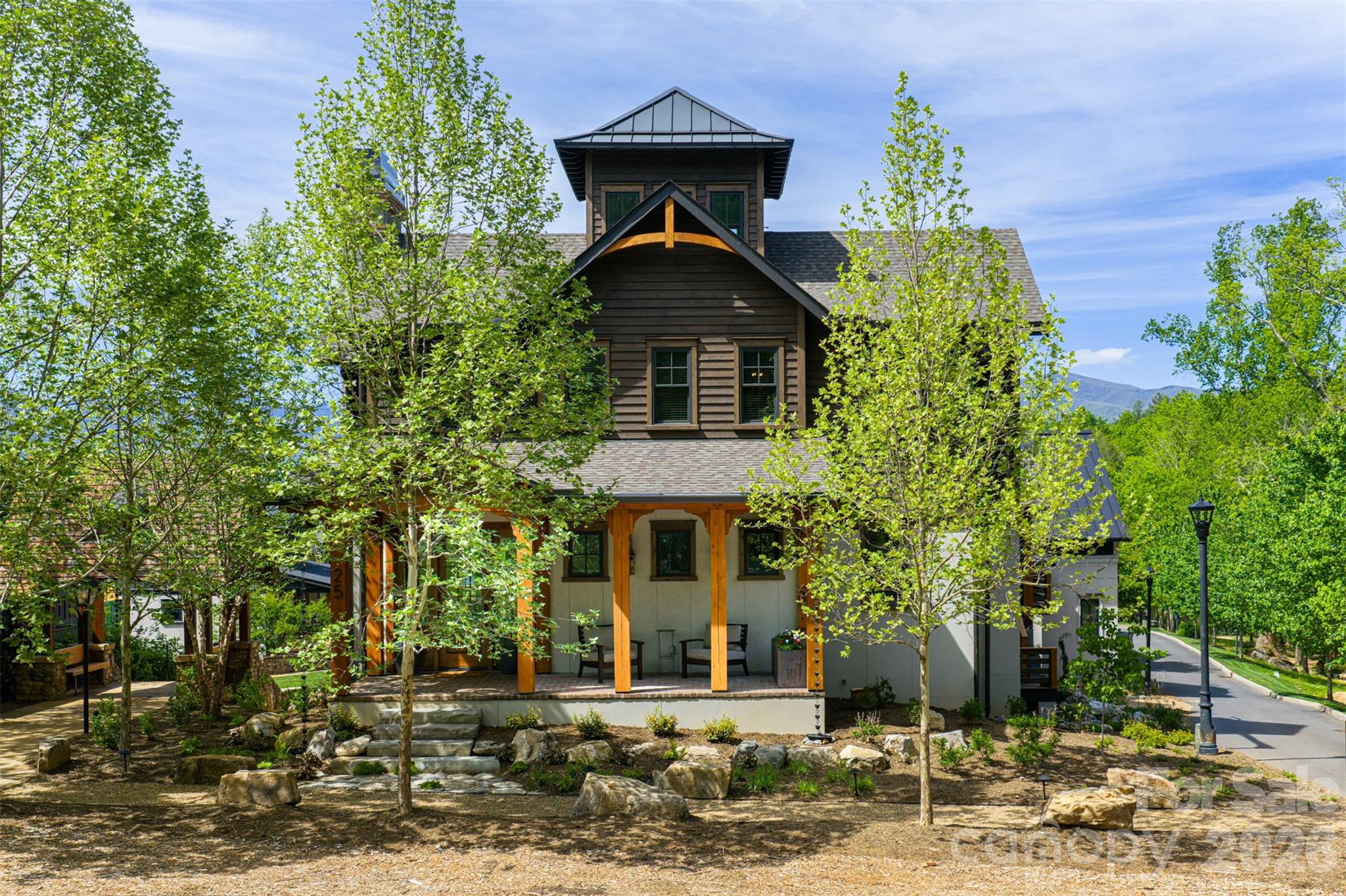 25 Rantis Lane, Black Mountain, NC. property listing photo