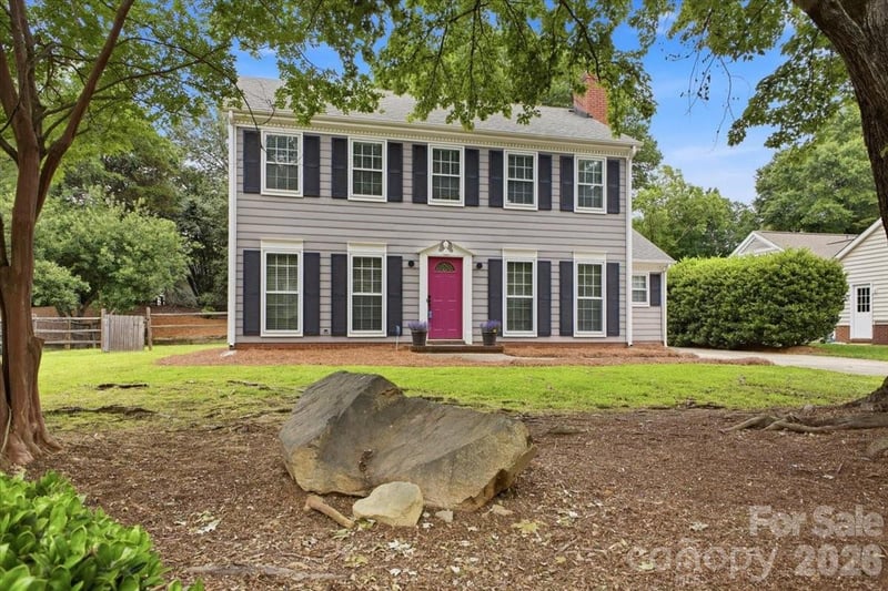 2726 Heidleburg Lane, Charlotte, NC - 3 beds, 2.5 baths, 1,830 sqft - $525,000