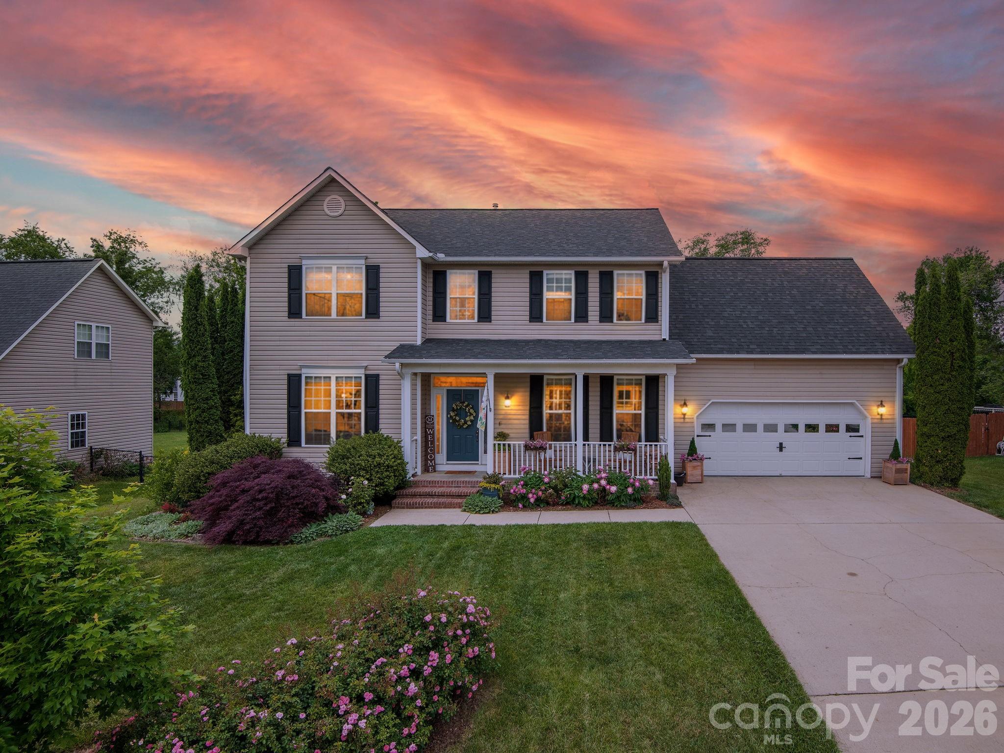 288 Walnut Crest Road, Fletcher, NC — property listing photo