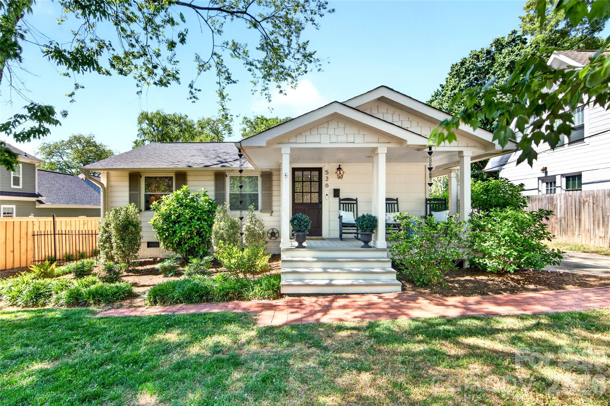536 Inwood, Charlotte, NC — property listing photo 1