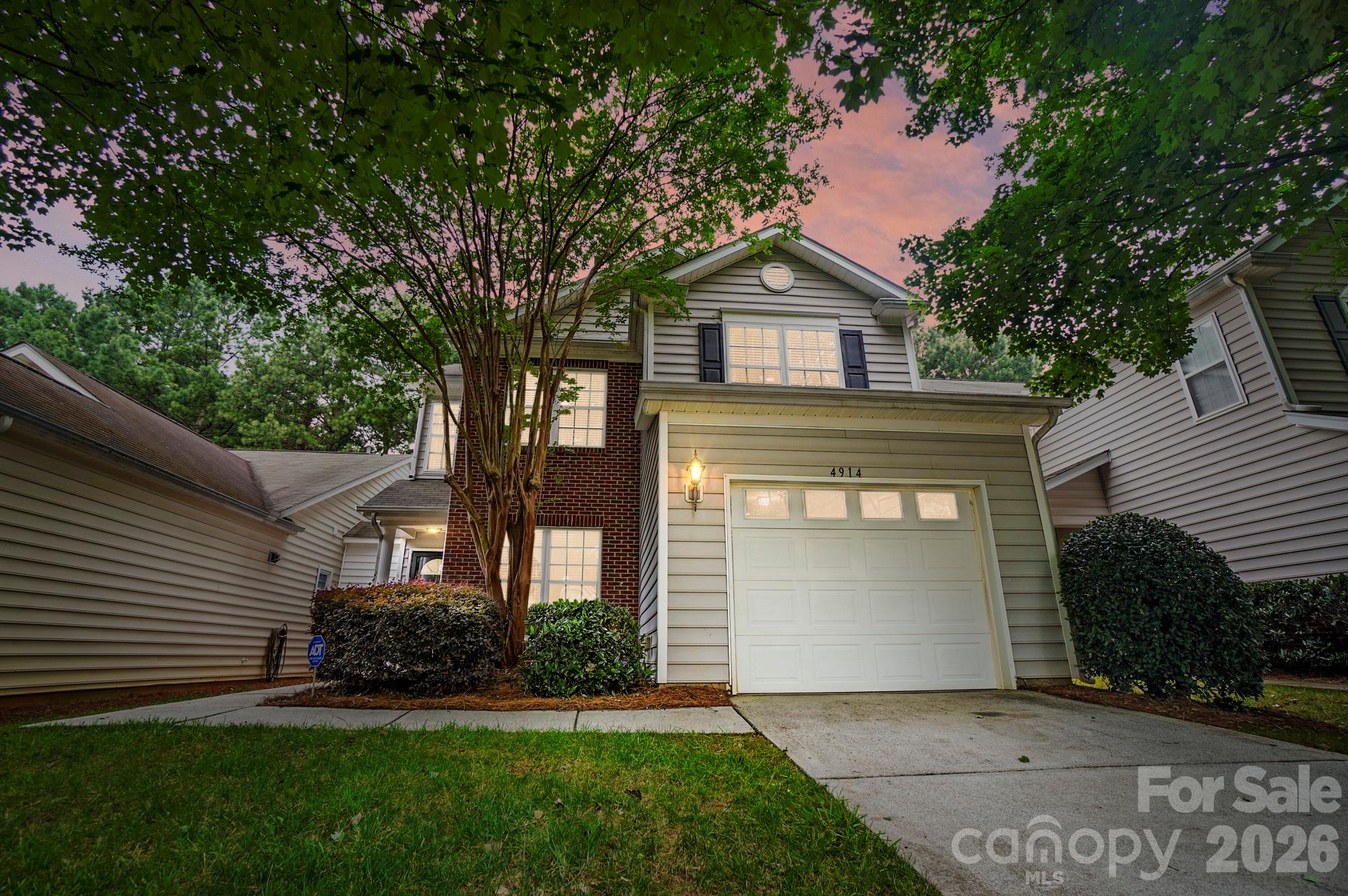 4914 Sunset Ridge Court, Charlotte, NC. property listing photo