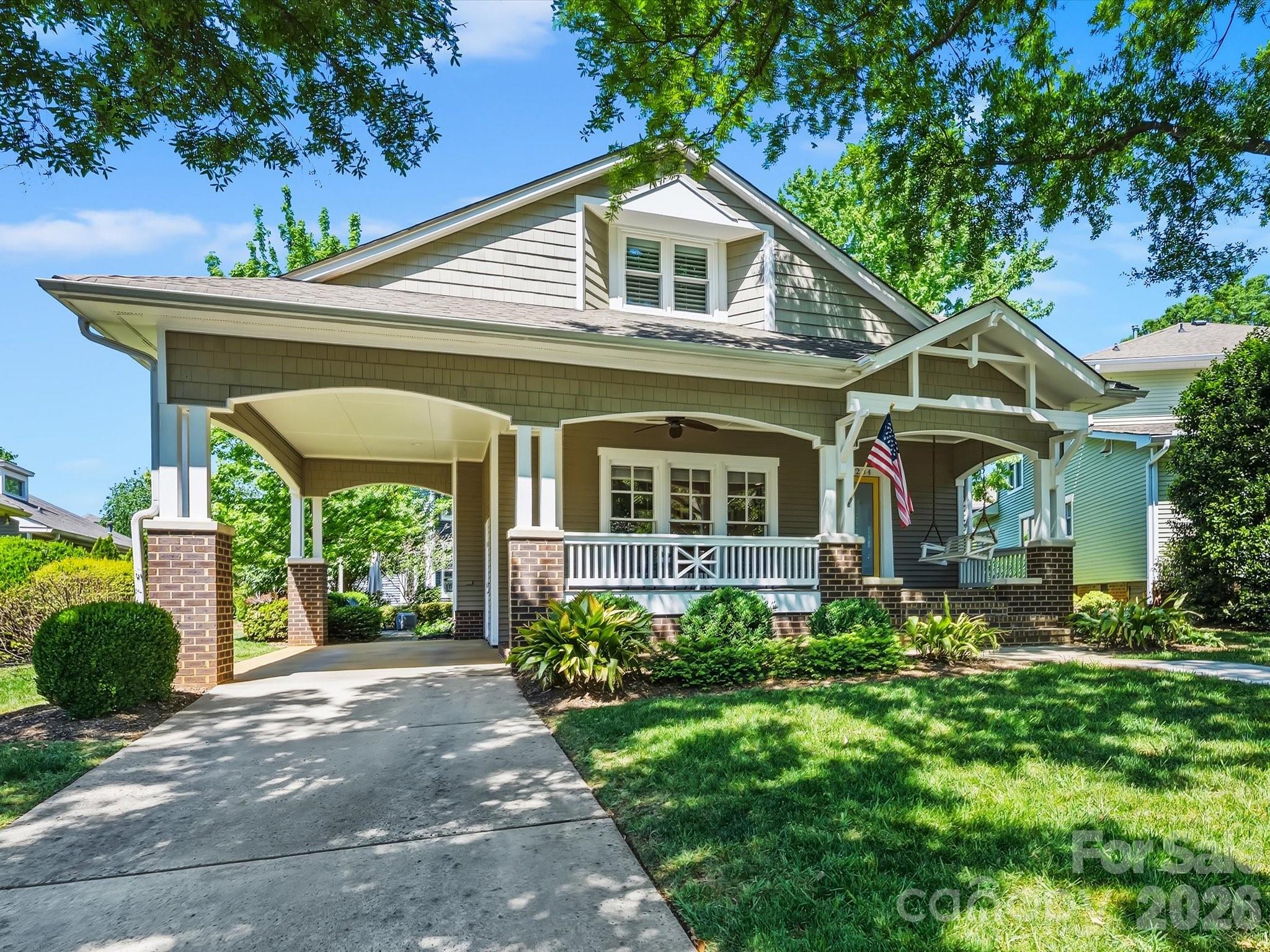 2204 Winthrop, Charlotte, NC — property listing photo 1