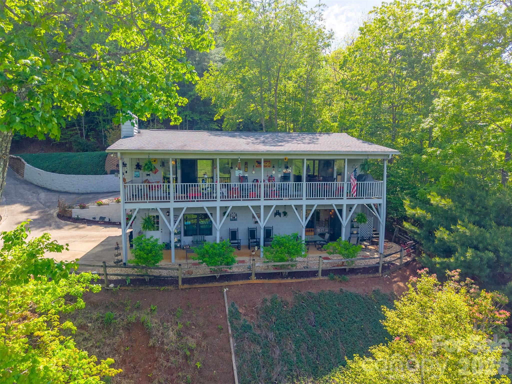 531 Reserve Road, Franklin, NC. property listing photo