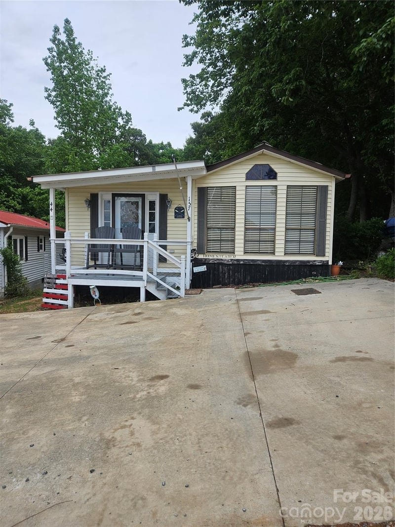157 Dogwood Circle, New London, NC - 3 beds, 1 bath, 804 sqft - $179,000
