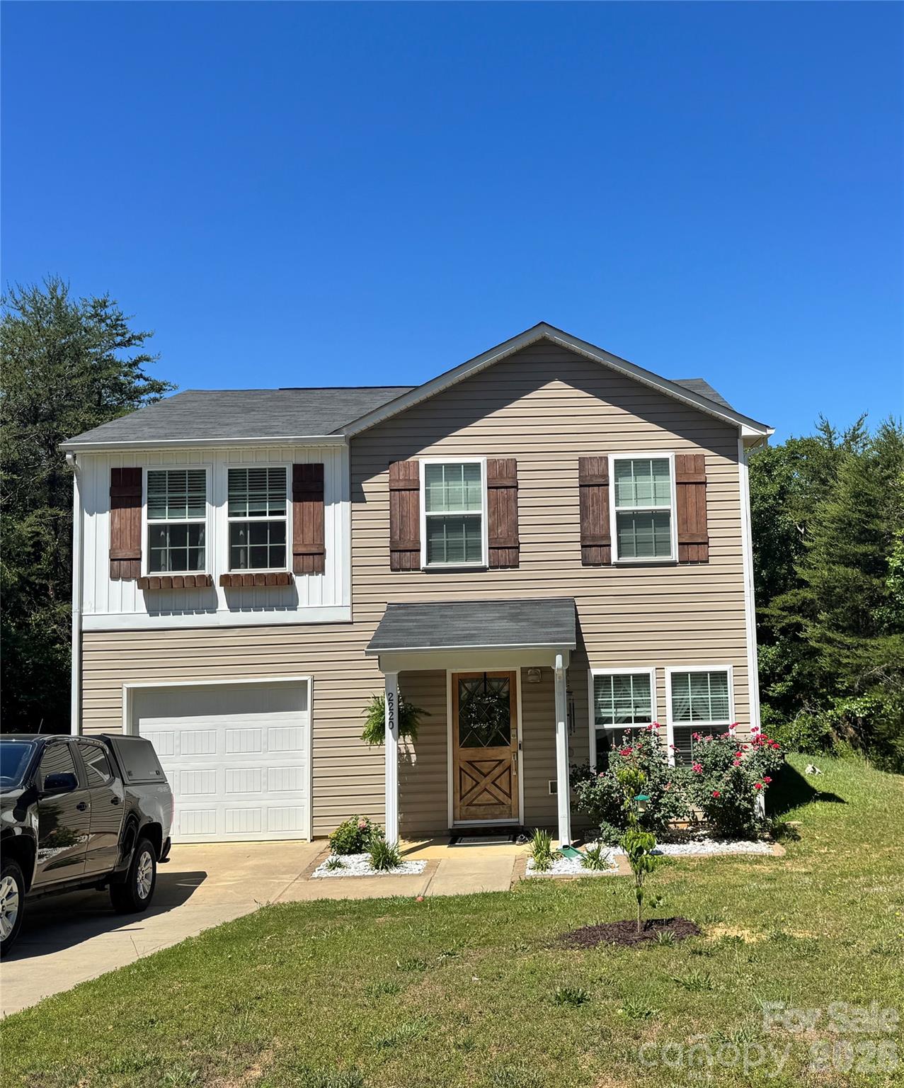 2220 Pinnacle View Drive, Kings Mountain, NC — property listing photo