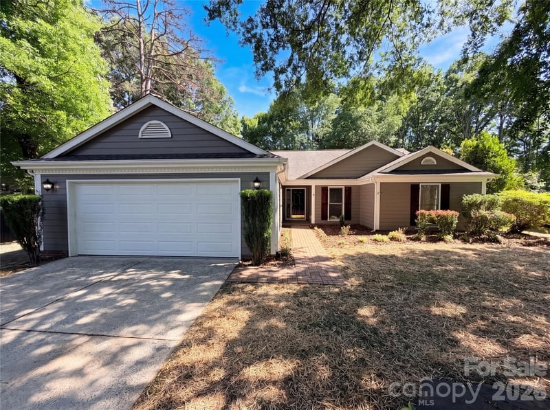 13622 Tynecastle, Matthews, NC - 3 beds, 2 baths, 1,811 sqft - $463,000