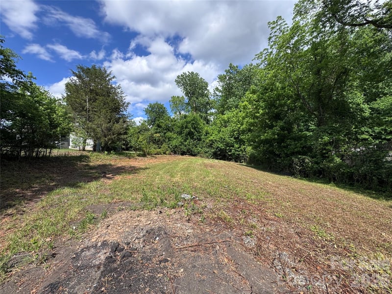 442 Lincoln Street, Belmont, NC -  - $170,000