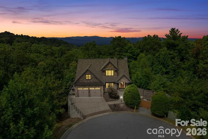 109 Wood Owl Court, Hendersonville, NC - 5 beds, 3.5 baths, 3,906 sqft - $968,000