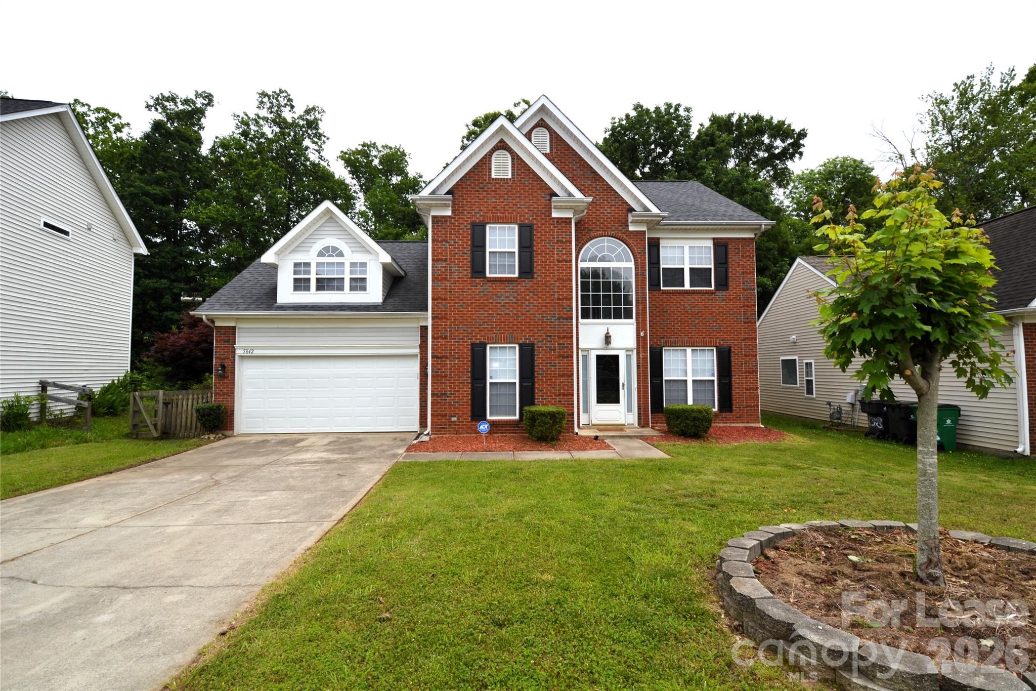 5842 Shining Oak, Charlotte, NC. property listing photo