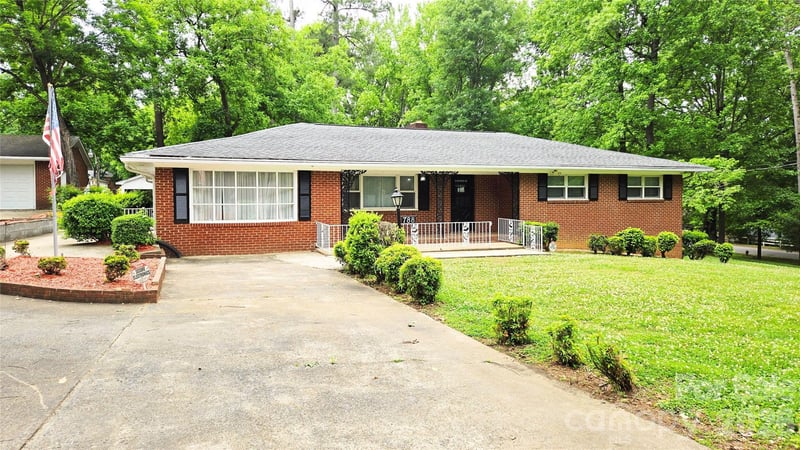 788 Kenmore Street, Shelby, NC - 3 beds, 2 baths, 1,887 sqft - $285,000