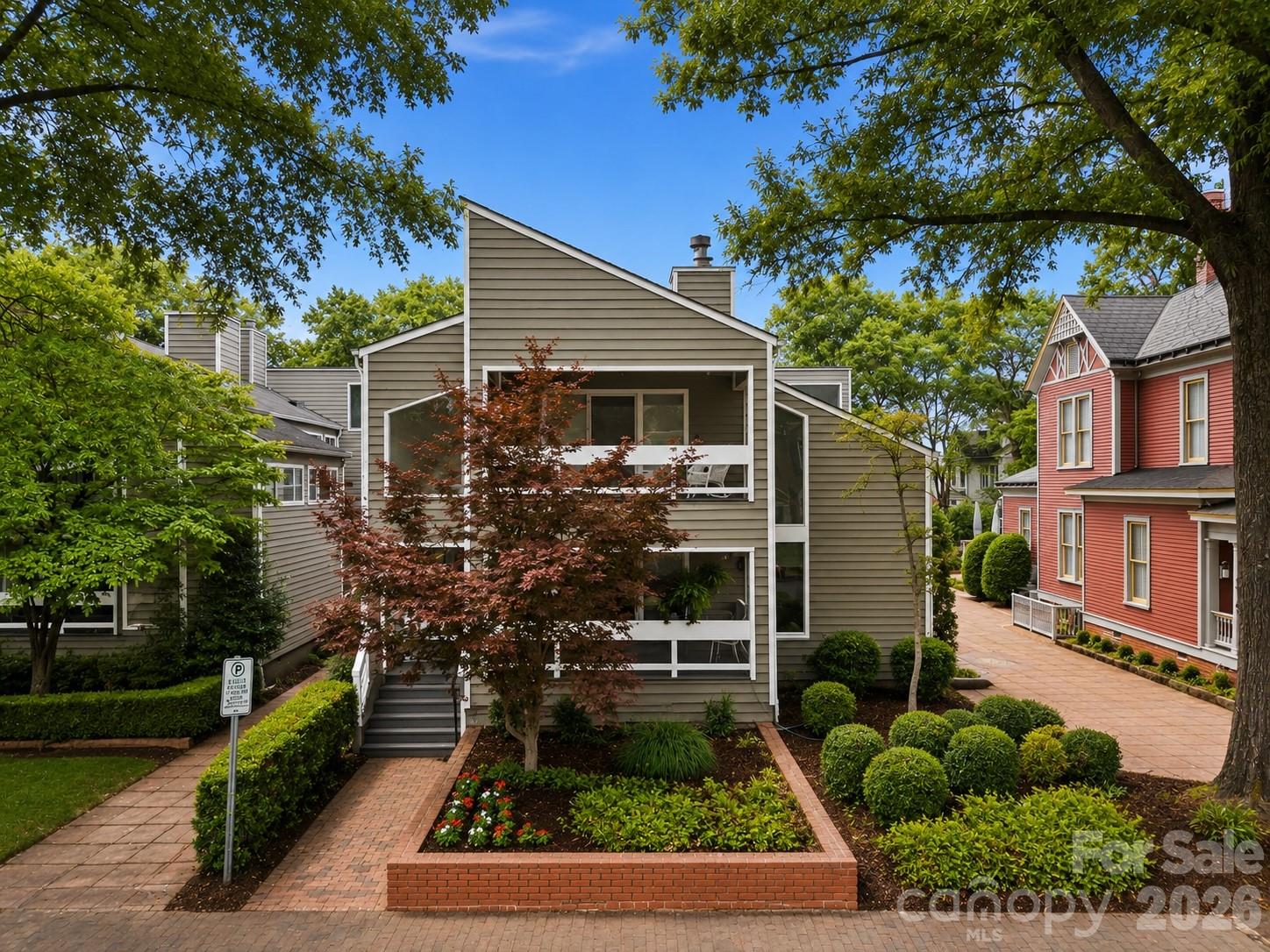 517 Poplar, Charlotte, NC — property listing photo 1