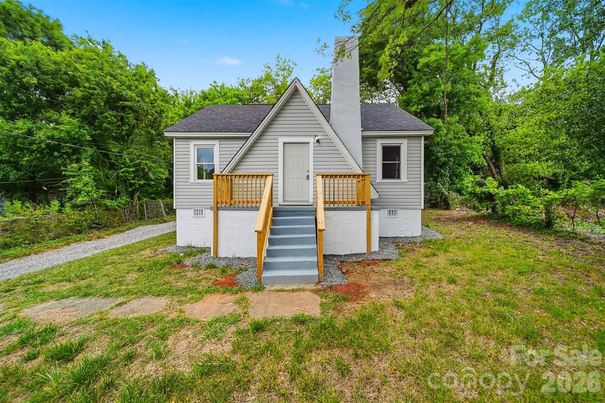 912 S Center Street, Hickory, NC. property listing photo