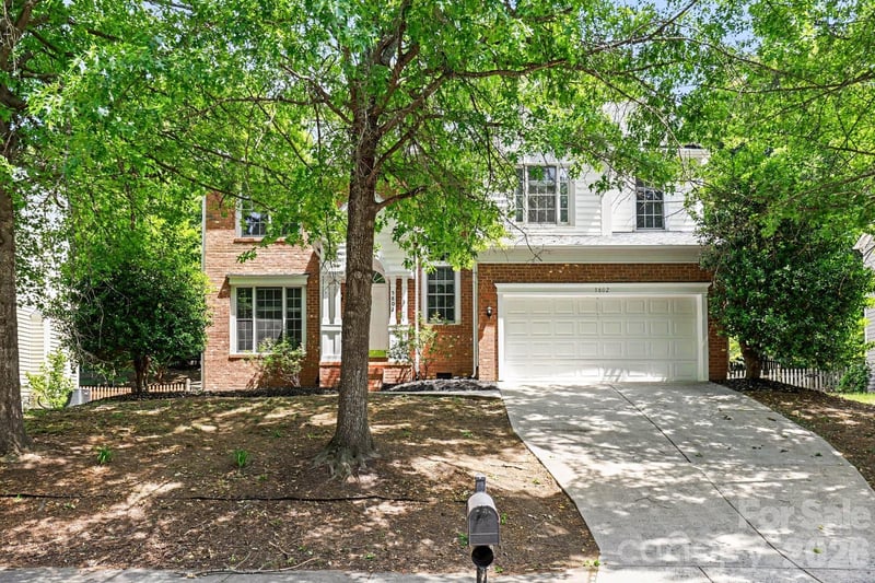 5802 Swanston Drive, Charlotte, NC - 4 beds, 2.5 baths, 2,295 sqft - $404,900
