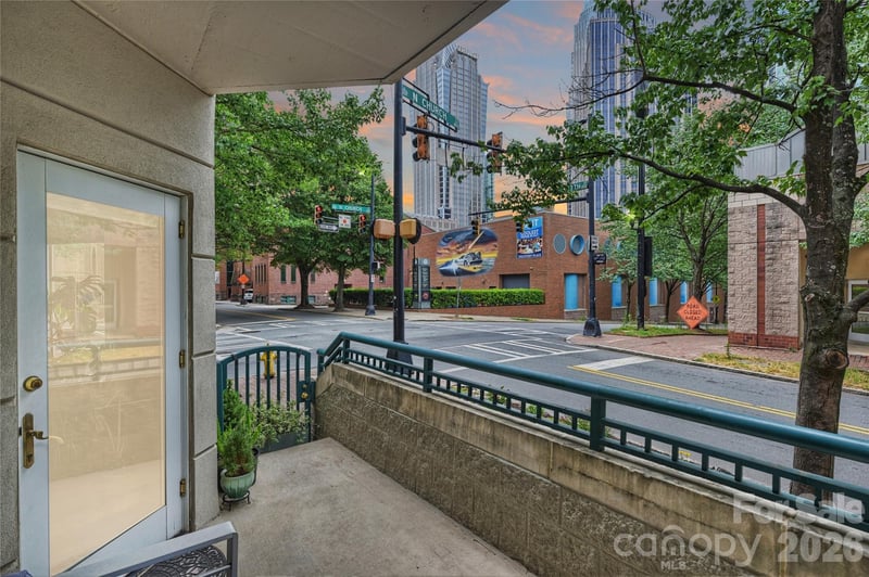 401 Church 103, Charlotte, NC - 3 beds, 2 baths, 1,438 sqft - $599,900