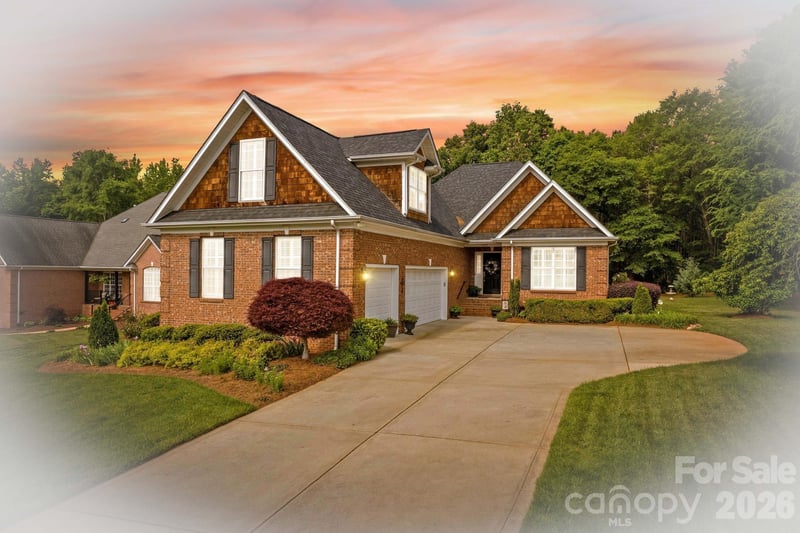7767 St Andrews Lane, Denver, NC - 3 beds, 2 baths, 2,721 sqft - $724,500