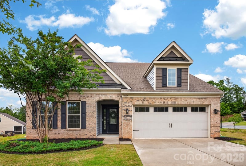 1907 Harvest Time Lane, Waxhaw, NC - 3 beds, 2.5 baths, 2,249 sqft - $554,500