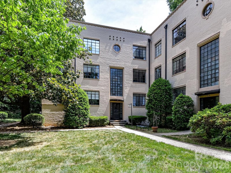 1121 Myrtle 47, Charlotte, NC - 1 bed, 1 bath, 651 sqft - $225,000