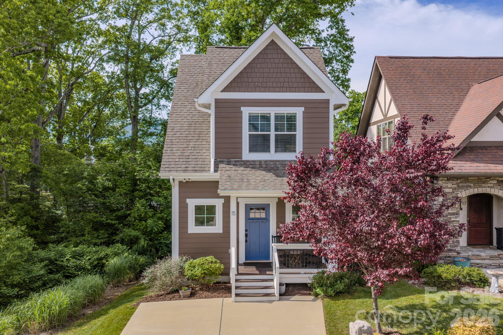15 Tudor Way, Black Mountain, NC — property listing photo