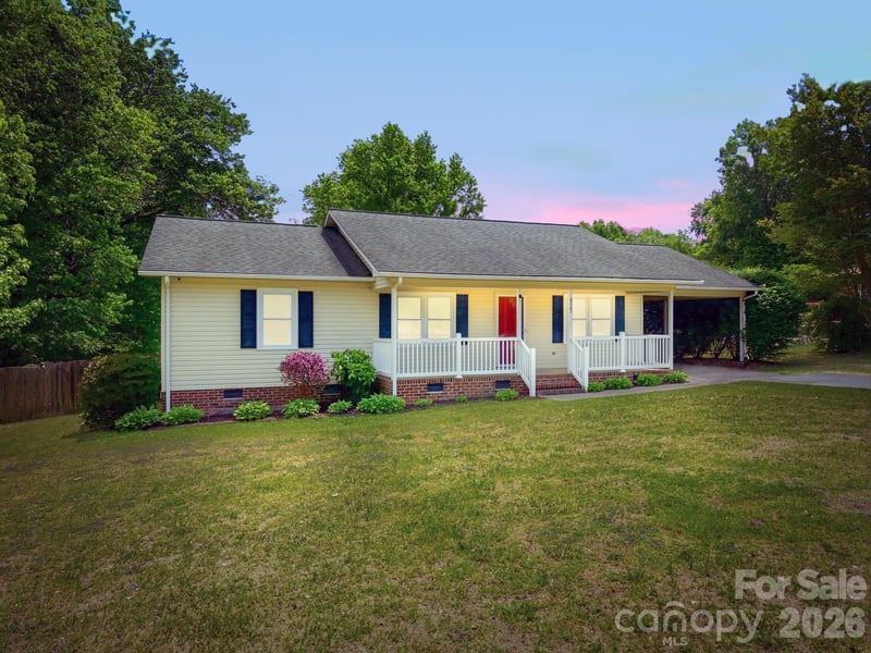 425 Catawba, Salisbury, NC - 3 beds, 2 baths, 1,254 sqft - $265,000