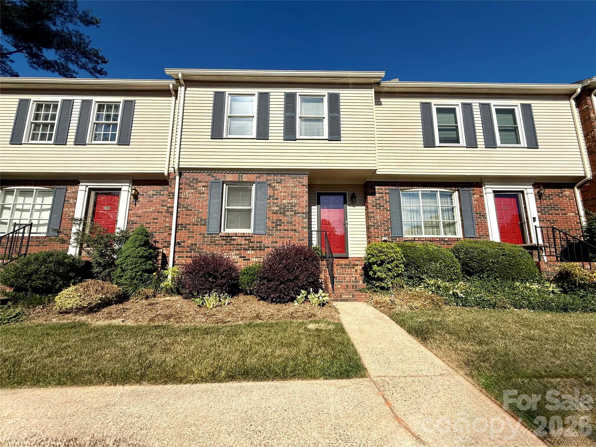 2705 North Center Street NW Apt 65, Hickory, NC — property listing photo