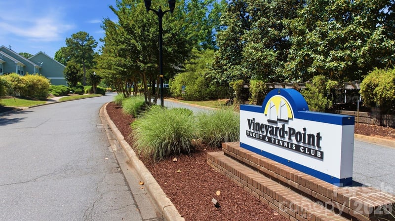 17515 Tuscany Lane, Cornelius, NC - 2 beds, 2 baths, 963 sqft - $308,500