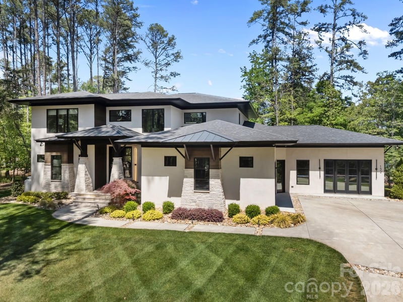 132 Binns Road, Mooresville, NC - 4 beds, 5.5 baths, 3,917 sqft - $2,000,000