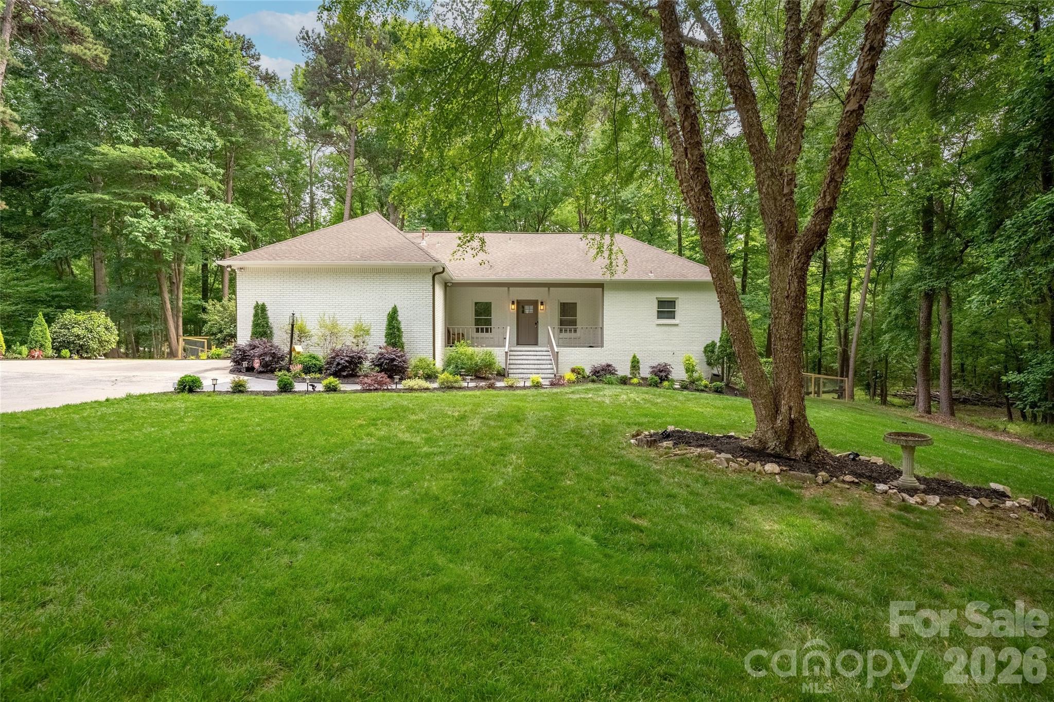 1800 Chestnut, Matthews, NC — property listing photo 1