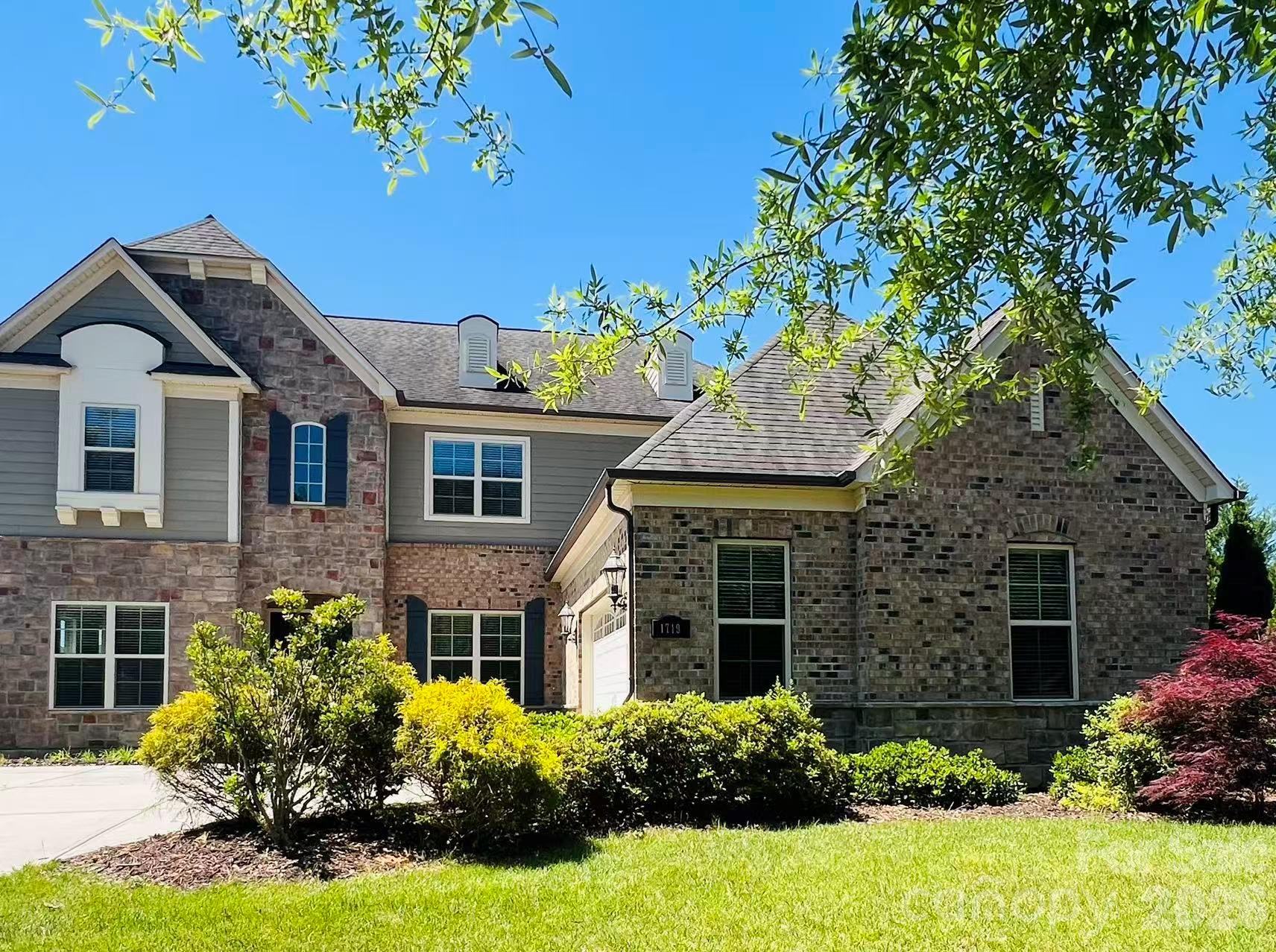 1719 Emory Oak Drive, Charlotte, NC. property listing photo