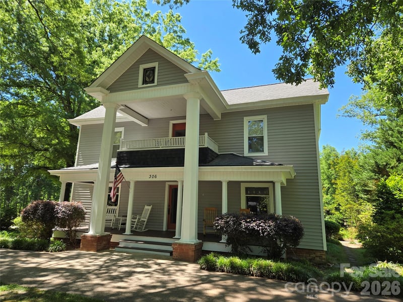 306 W Old Post Road, Cherryville, NC - 4 beds, 2 baths, 2,464 sqft - $380,000