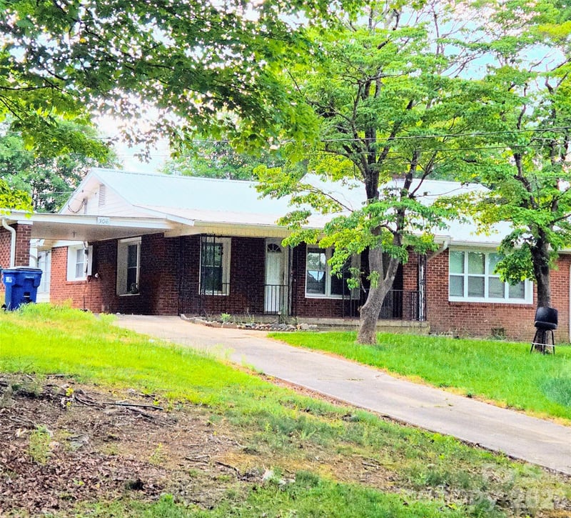 306 Burleson Street, Albemarle, NC - 2 beds, 1 bath, 1,292 sqft - $228,000