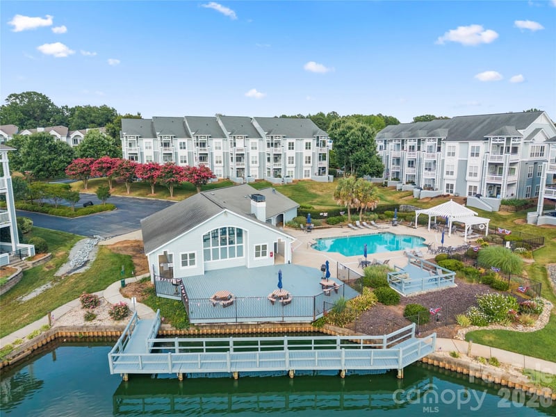 18730 Nautical Drive Apt 101, Cornelius, NC - 2 beds, 2 baths, 981 sqft - $349,900