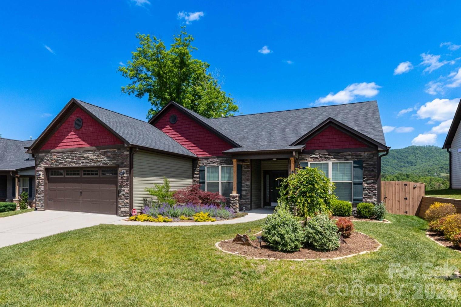 407 Bell Lily Drive, Weaverville, NC — property listing photo
