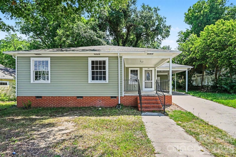 303 N White Street, Lancaster, SC - 3 beds, 1 bath, 1,264 sqft - $211,500