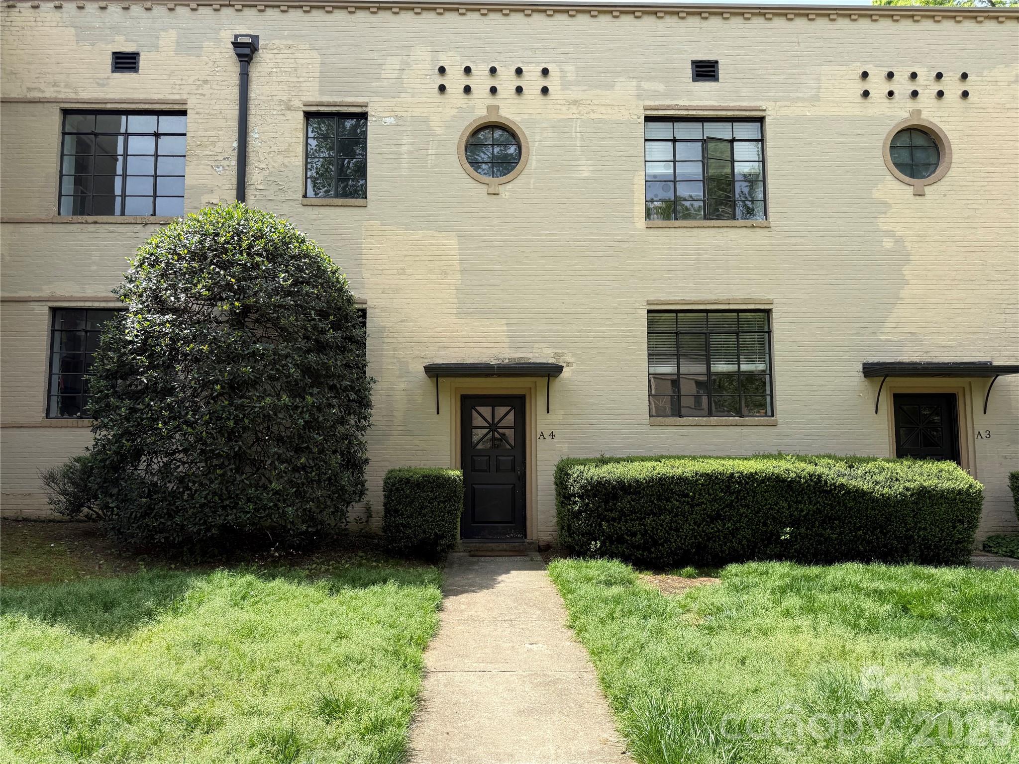 1121 Myrtle 15, Charlotte, NC — property listing photo 1