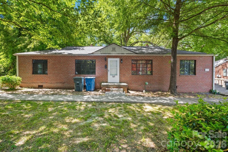 317 W D Avenue, Salisbury, NC - 2 beds, 1,473 sqft - $199,900