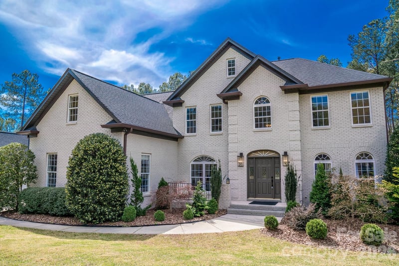 8022 Silver Jade, Denver, NC - 5 beds, 3 baths, 3,553 sqft - $1,295,000