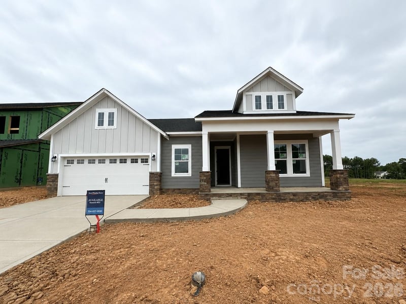 552 Cape Cod Way, Rock Hill, SC - 3 beds, 3 baths, 2,424 sqft - $599,671